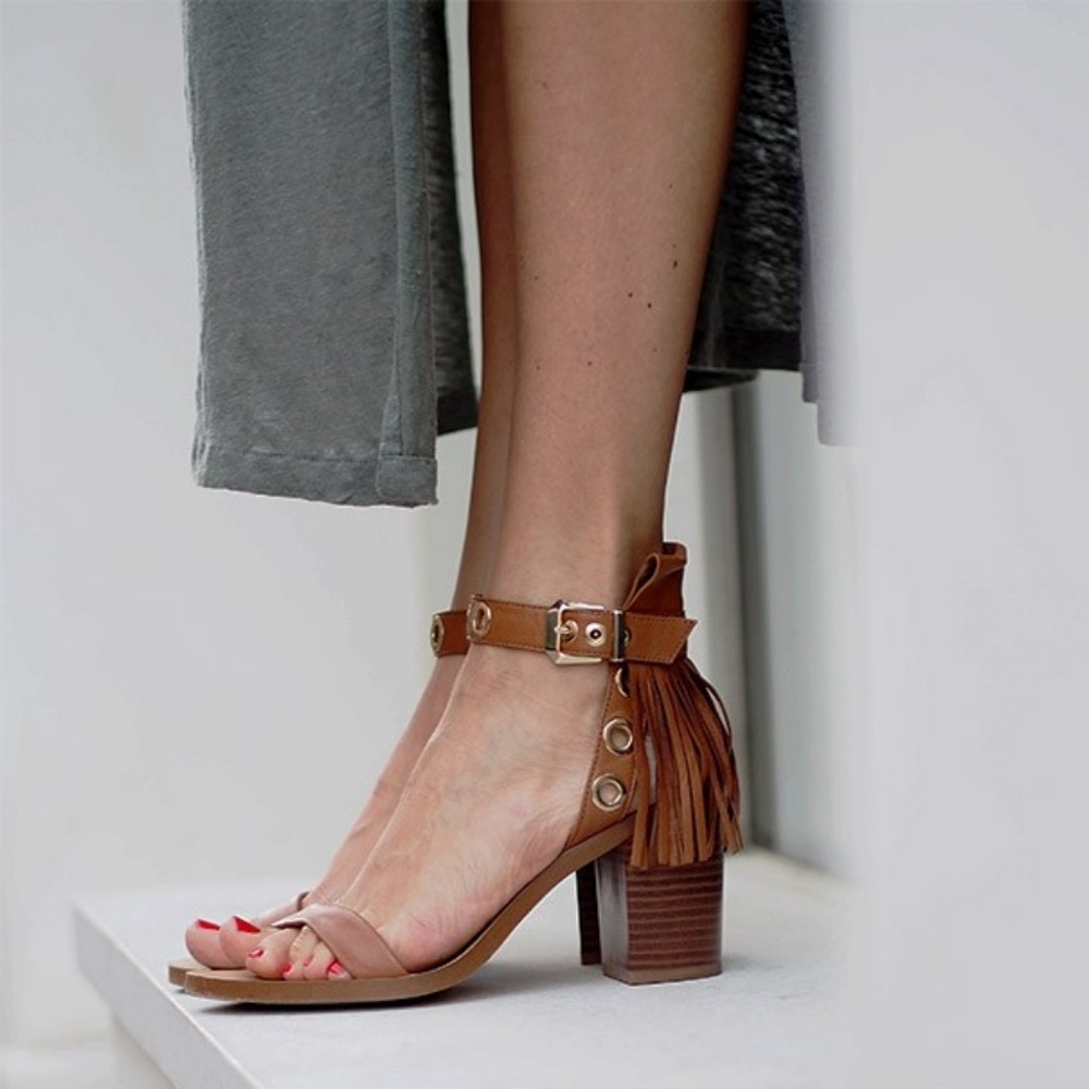 {Zara} Tan Leather Tasseled Block Heels Sandals